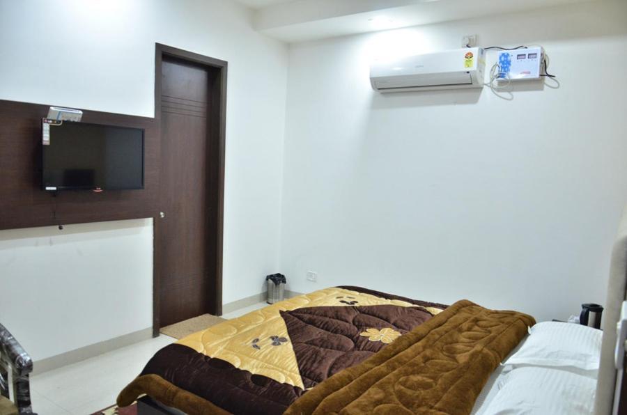 Hotel Popular Amritsar Exterior foto